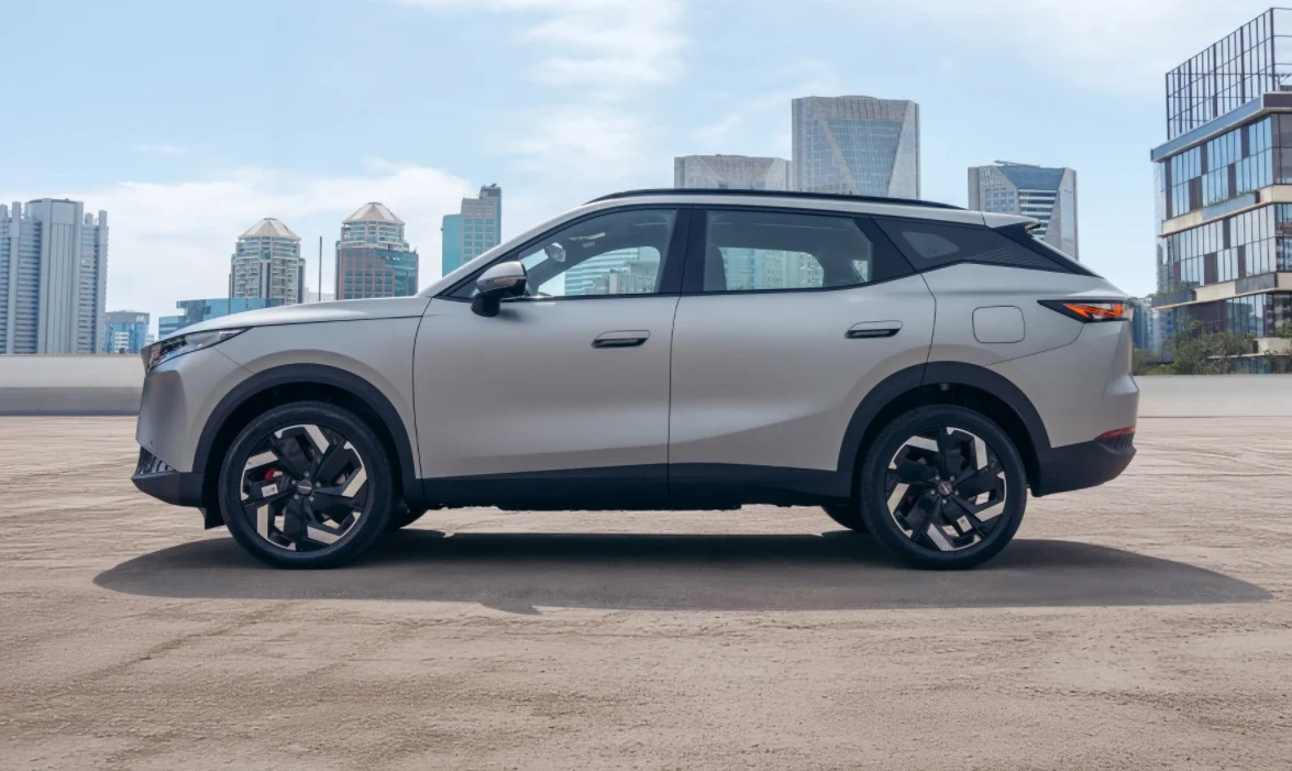 Novo-Omoda-7 Novo Omoda 7