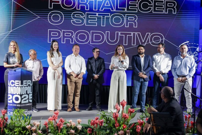 Prefeito Cláudio Ferreira Marca Presença Na Abertura Do Acelera Rondonópolis, Enfatizando O Crescimento Econômico Local 1 2025 word2