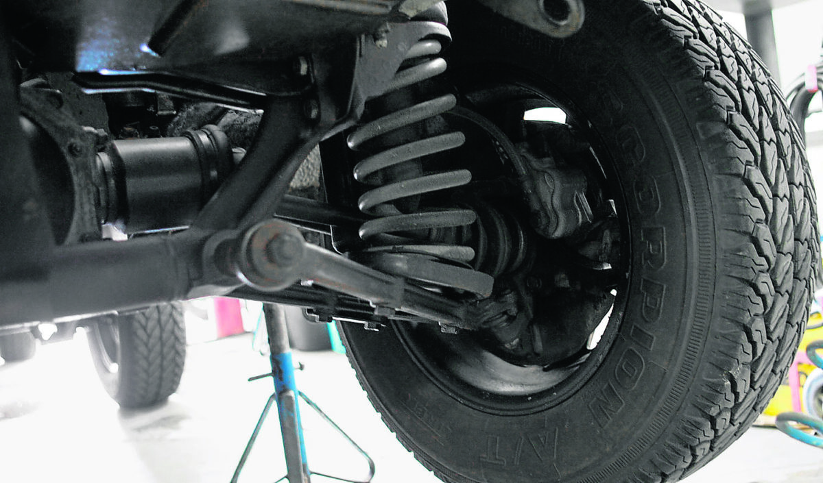 Suspensão da picape gasta