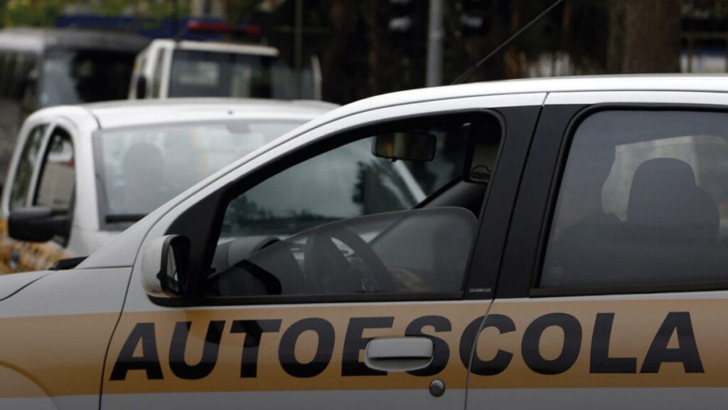 CNH sem aula prática