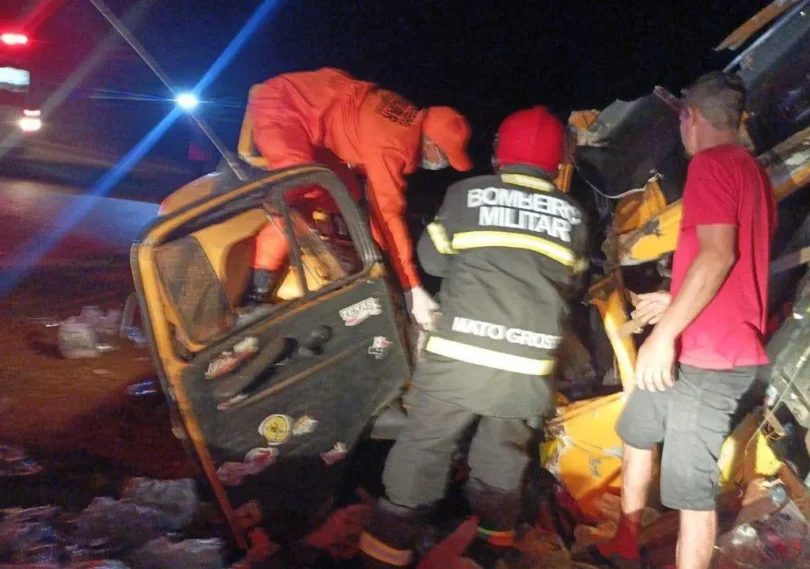 Atendimento Do Corpo De Bombeiros De Mato Grosso A Acidente De Trânsito Com Vítimas Presas 1 2025 word3