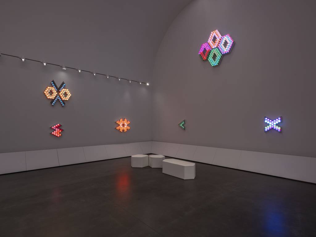 4_Tomlloyd_Installationview-3 4_TomLloyd_InstallationView-3