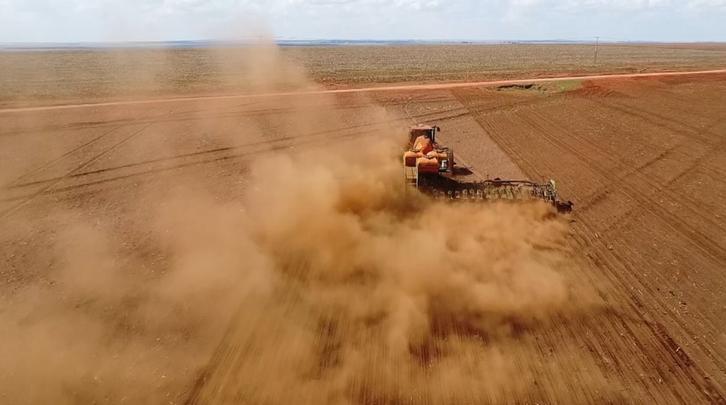 Plantio-Soja-Falta-E-Chuva-Foto-Pedro-Silvestre-Canal-Rural-Mato-Grosso-1024X572-1 plantio soja falta e chuva foto pedro silvestre canal rural mato grosso