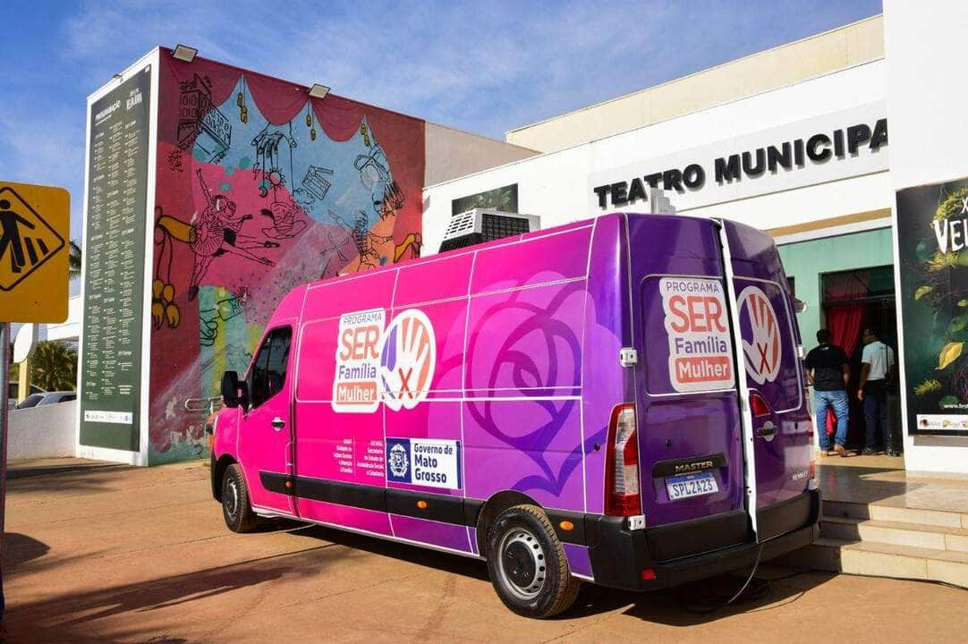 Também em Primavera do Leste, Virginia Mendes visitou o Lar dos Idosos e o Lar das Crianças.