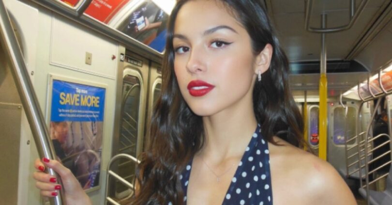 Olivia Rodrigo: Dicas De Moda Com Sapatilhas Para Aderir Ao Estilo Balletcore 1 2025 word2