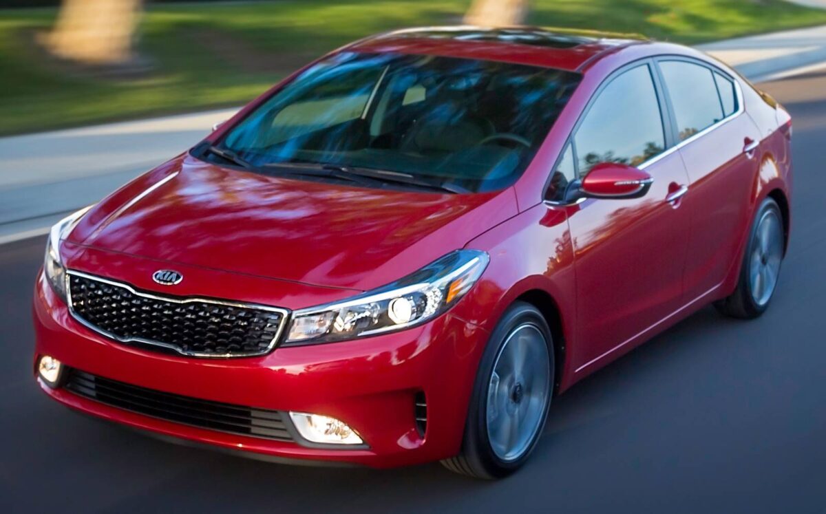 Novo-Kia-Cerato-2017252882529 2025 word2