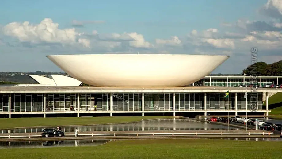 camara aprova pl limita decisoes individuais ministros stf