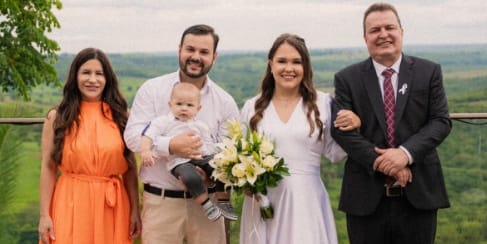 Filha De Max Russi Oficializa União Em Cerimônia Íntima Com Samuel Lima 1 2025 word2