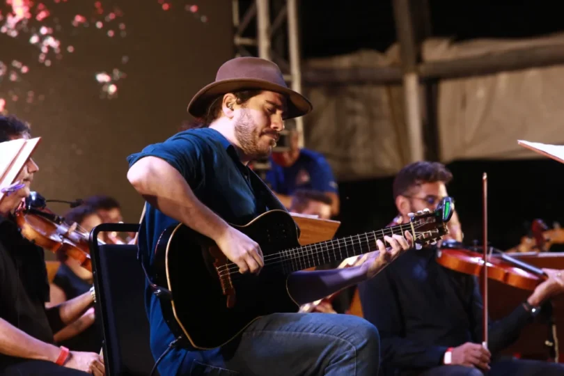 Evento De Celebração No Parque Das Águas Atrai Multidão De Espectadores 1 2025 word1