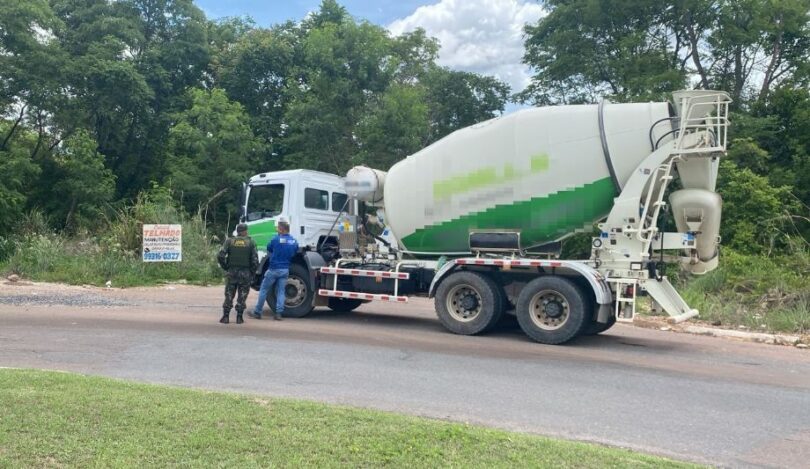 Concreteira É Multada Em R$ 25,3 Mil Por Despejo Ilegal De Resíduos Na Av. Dos Florais 1 2025 word1