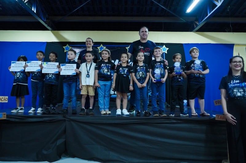 Estudantes São Premiados Por Excelência Acadêmica Na Escola Municipal Prof 1 2025 word1