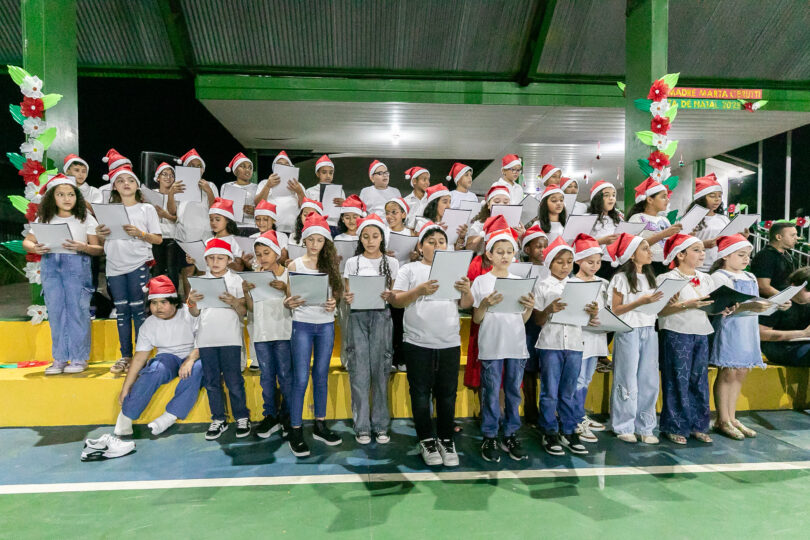 Estudantes Emocionam Com Interpretações De Clássicos Natalinos Para Público E Família 1 2025 word1