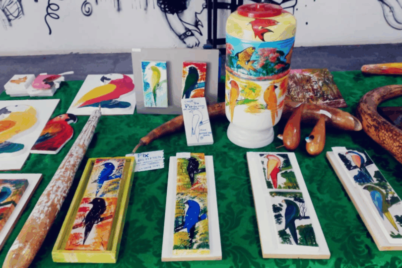 Artista Plástico Transforma Lixo Em Arte Em Exposição Inovadora 1 2025 word2