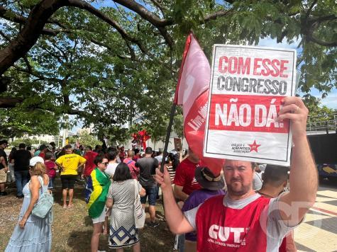 Esquerda Denuncia Congresso Como Inimigo Do Povo Em Protesto Contra Anistia E Reformas 1 2025 word3