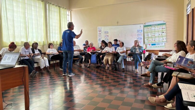 Seciteci realiza cerimônia de entrega de certificados para idosos participantes do Projeto Muxirum Digital - O Projeto Muxirum Digital iniciou em junho de 2025, em parceria com a Fapemat