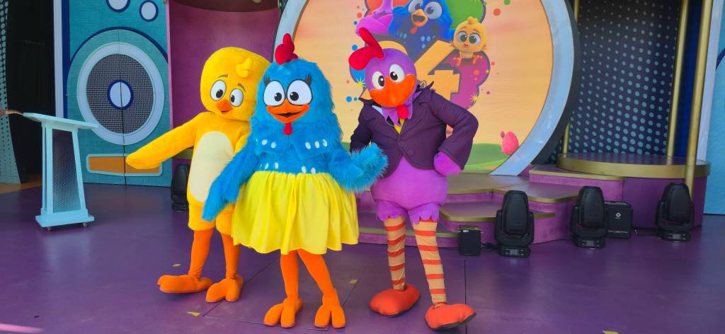 Galinha Pintadinha Beto Carrero World Galinha Pintadinha Beto Carrero World Penha