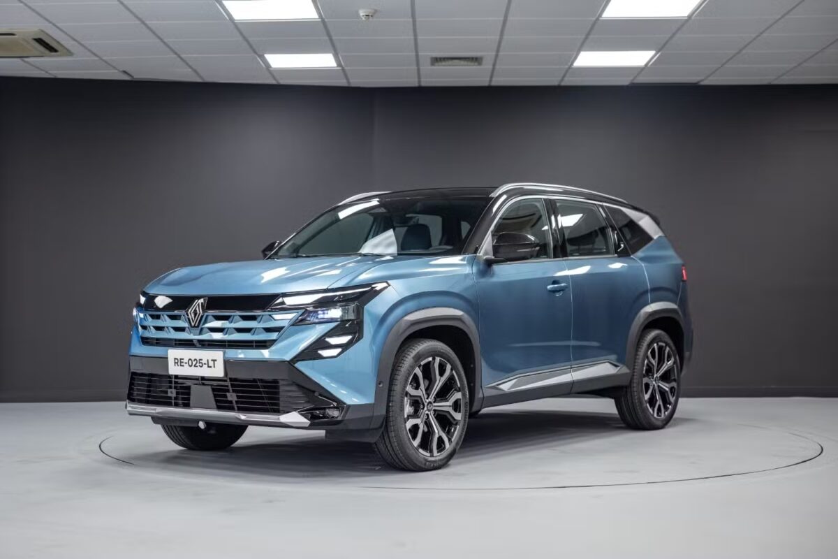 1_Renault-Boreal 2025 word2