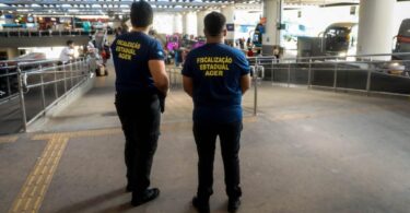 Ager inicia Operação Conjunta Férias nesta quinta-feira (18) na Rodoviária de Cuiabá com foco em fiscalização e orientação - Expectativa é que 260 mil passageiros circulem pelo terminal apenas no mês de dezembro.