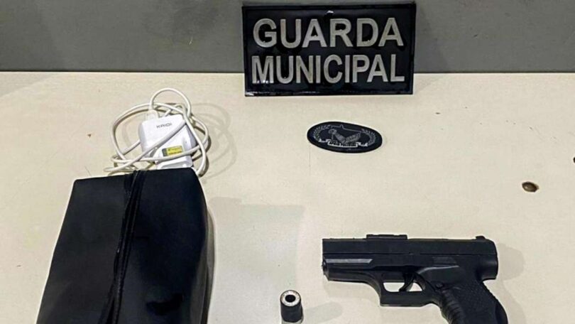 Guarda Municipal De Várzea Grande Detém Dupla Com Simulacro De Arma De Fogo Durante O Natal Azul 1 2025 word2