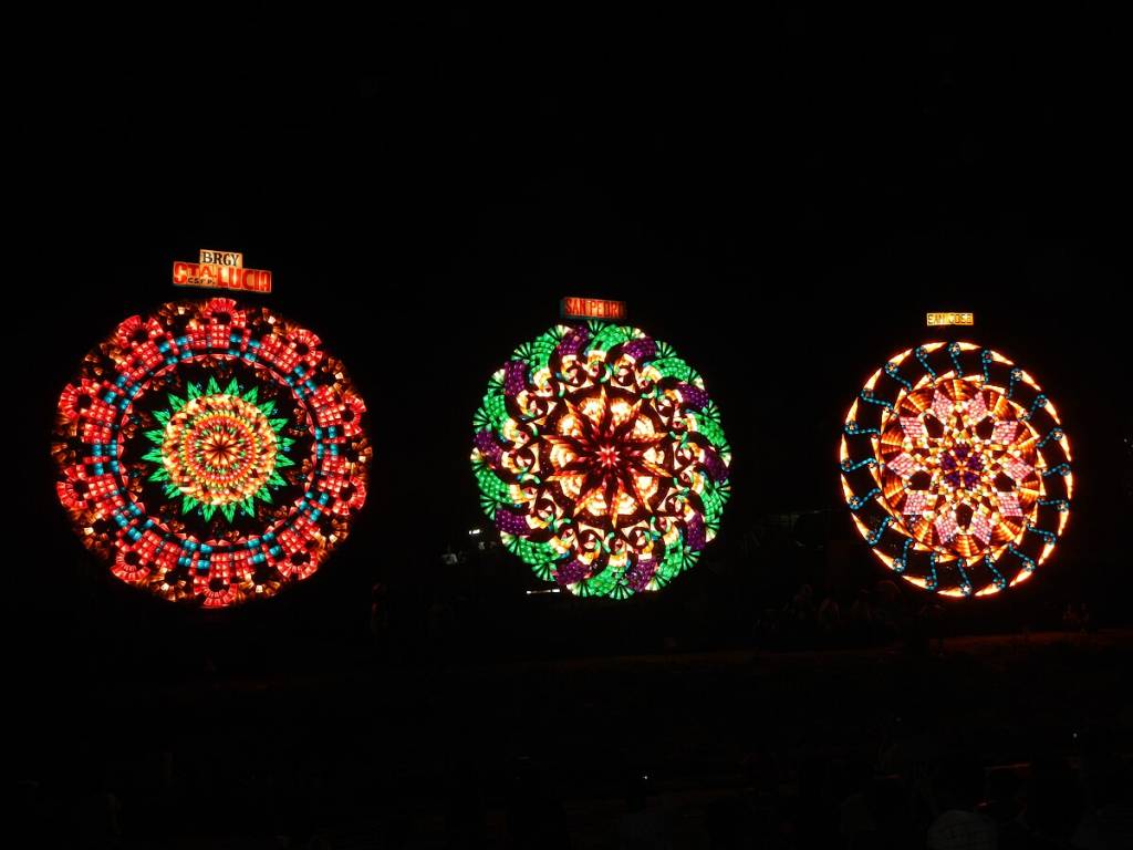 fetival das lanternas gigantes filipinas