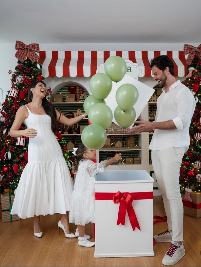 Ana Gabriele Becker E Filipe Pitz Anunciam A Chegada Do Terceiro Filho E Celebram A Família 1 2025 word3