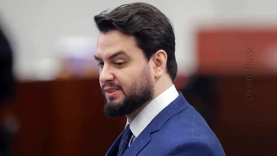 moraes determina pf prende filipe martins acessado linkedin