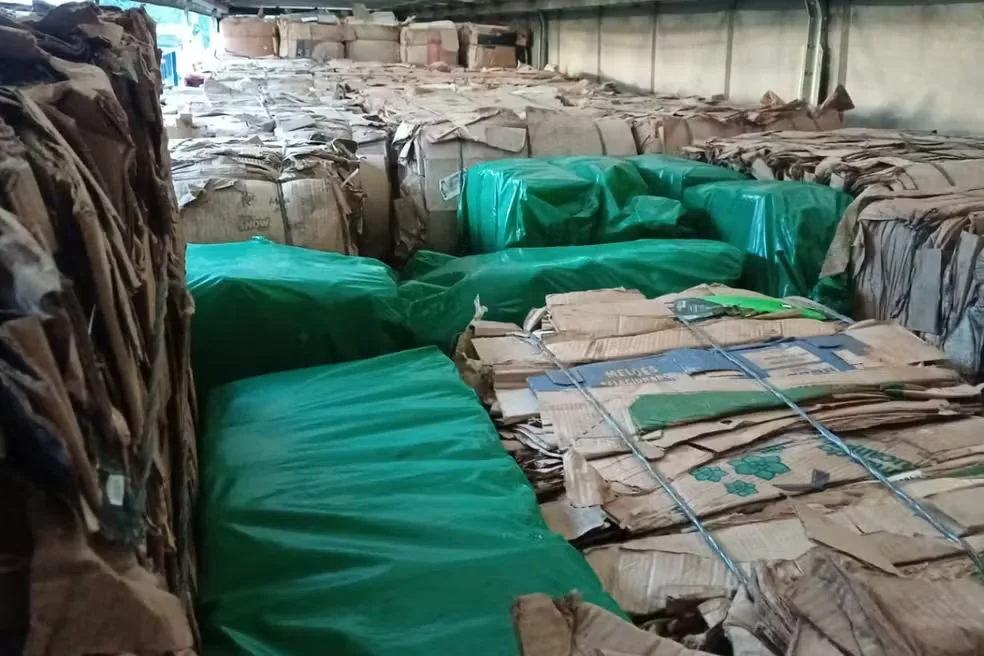 Caminhoneiro é preso com 300 kg de skunk em Rondonópolis