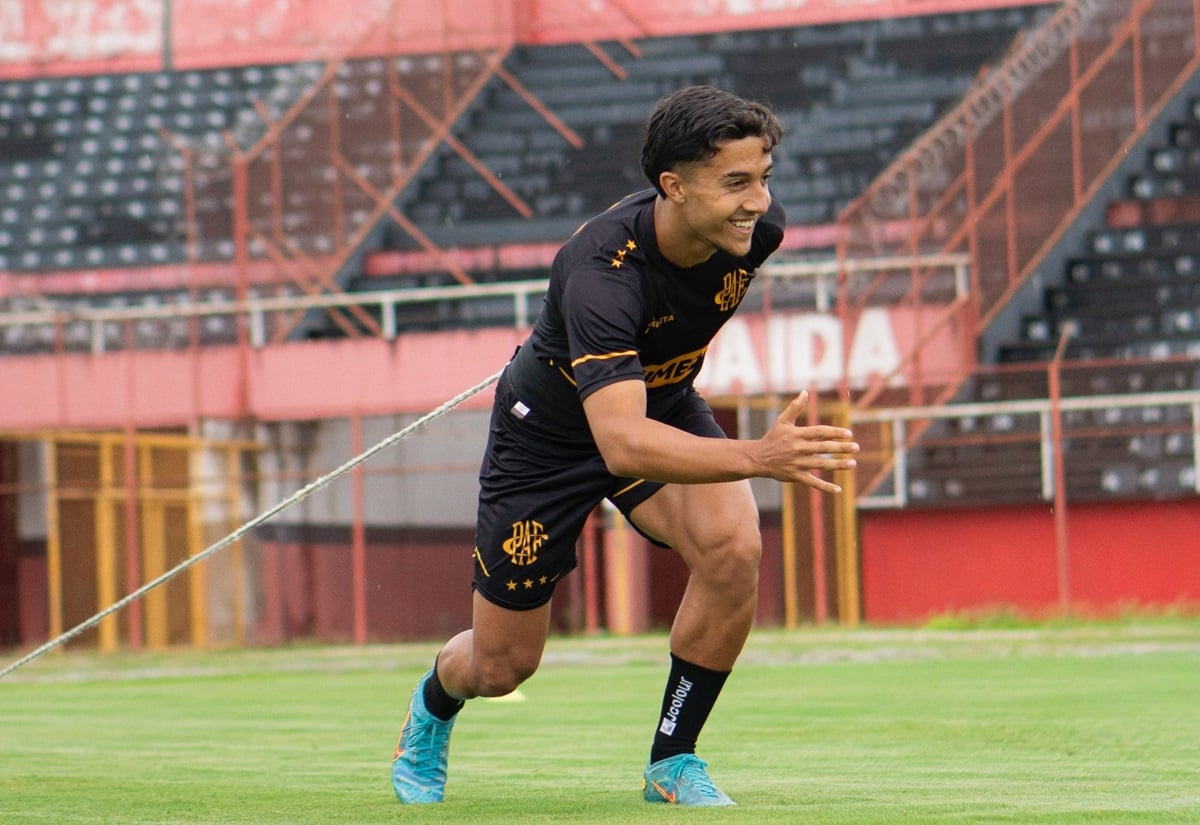 Tite estreia no Cruzeiro: Raposa encara o Pouso Alegre no Mineiro 2026; onde assistir. Imagem: @gabrielbalak_