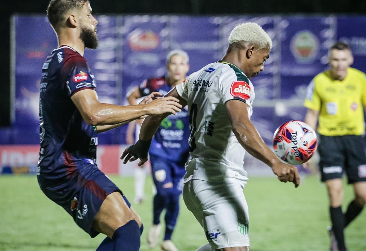 Cruzeiro x Uberlândia ao vivo: horário, onde assistir e escalações do jogo pelo Mineiro 2026. Imagem: Giovanni Mendes/Uberlândia EC