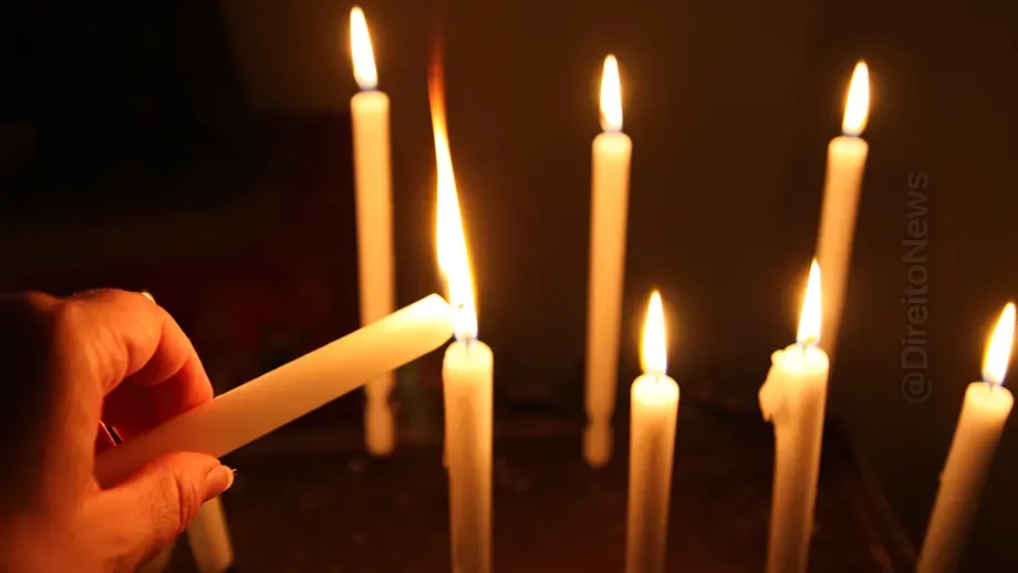 justica proibe rituais religiosos area comum fixa indenizacao vizinha