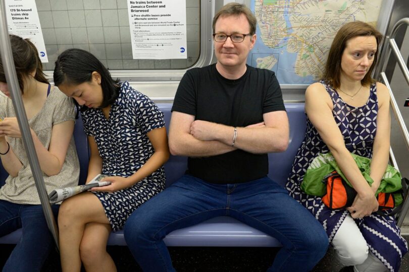 Manspreading: Entenda O Significado E Como Agir Diante Desse Comportamento Machista 1 2026 word3