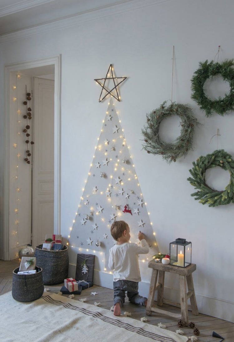 17_Arvore_De_Natal_Criativa Árvore de Natal de Pisca pisca