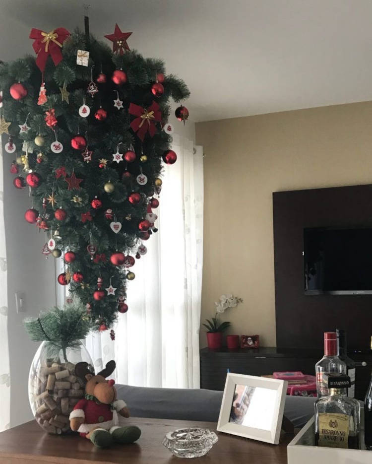 53_Arvore_De_Natal_Criativa Árvore de Cabeça para baixo