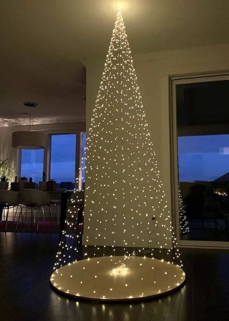 26_Arvore_De_Natal_Criativa Árvore de Pisca-pisca