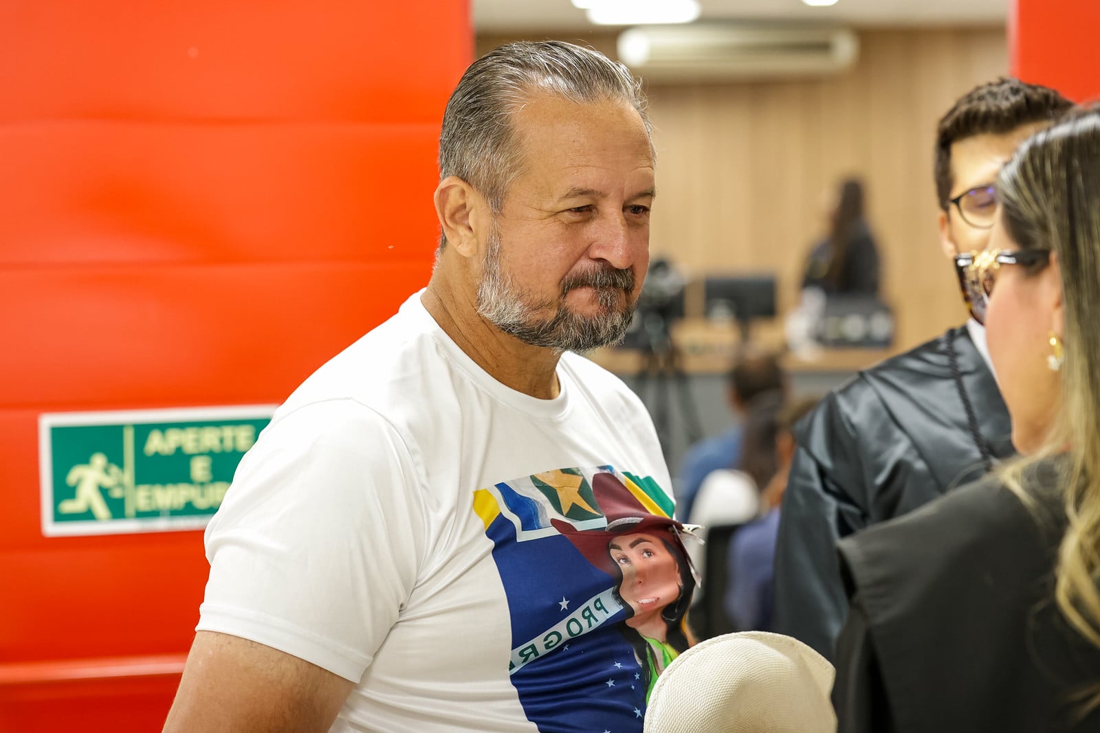 Júri dos acusados pelo assassinato de Raquel Cattani começa com depoimento do delegado responsável pela investigação