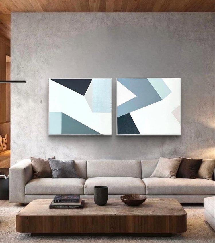 5-Neutros-Tendencia-Decoracao-2026-1 Sala de estar decorada com quadro do artista plástico Adielson Rodrigues em tons de cinza, cor tendência da decoração para 2026