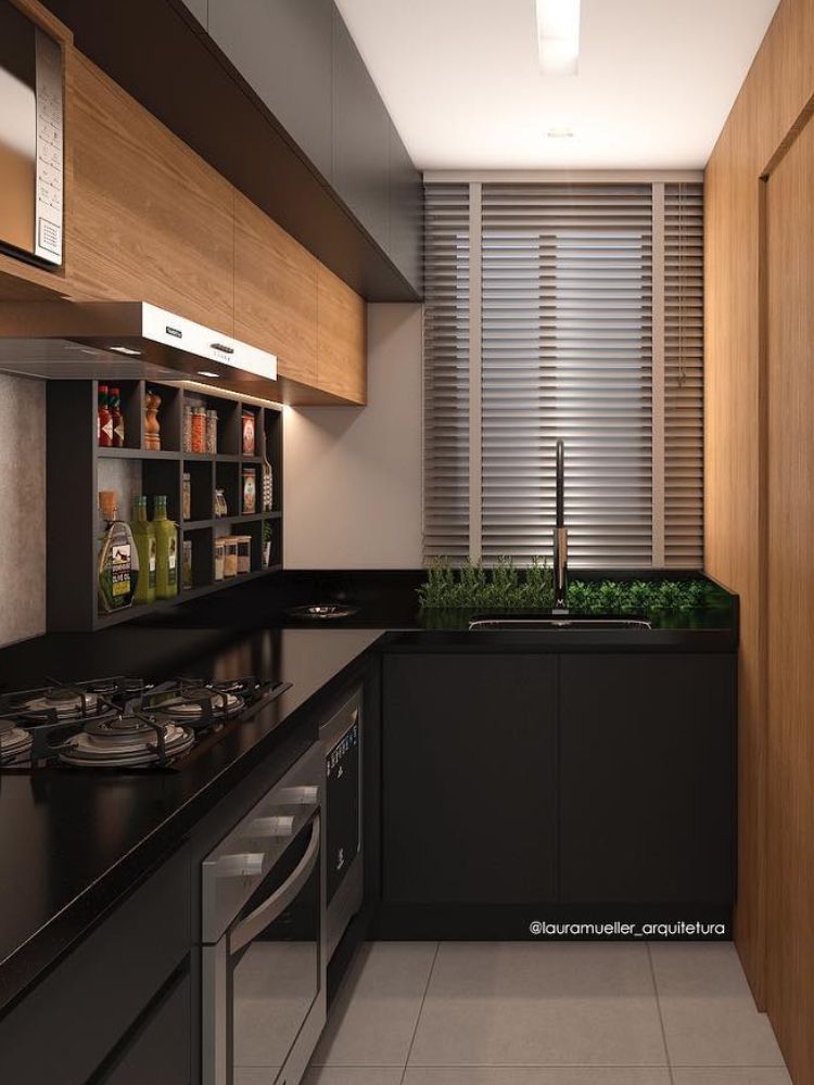 Horta-Em-Apartamento-7 Cozinha em preto com horta atrás da pia