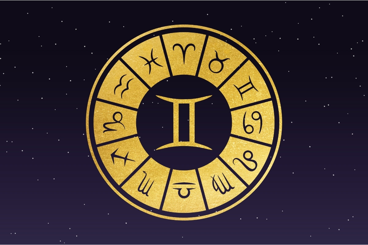3-Horoscopo-Gemeos-Hoje Fundo de céu estrelado com símbolo do signo de Gêmeos, horóscopo do dia de hoje