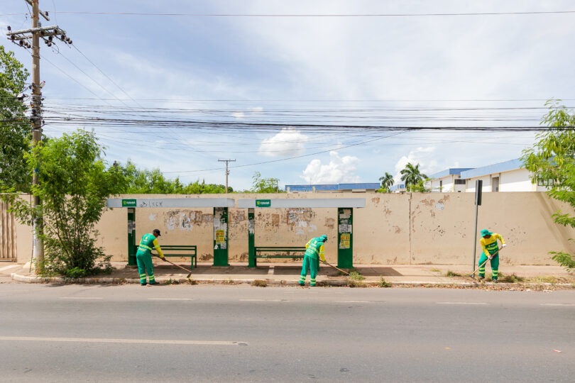 Prefeitura De Cuiabá Inicia Operação De Limpeza Em Pontos De Ônibus E Abrigos De Passageiros 1 Arquivo