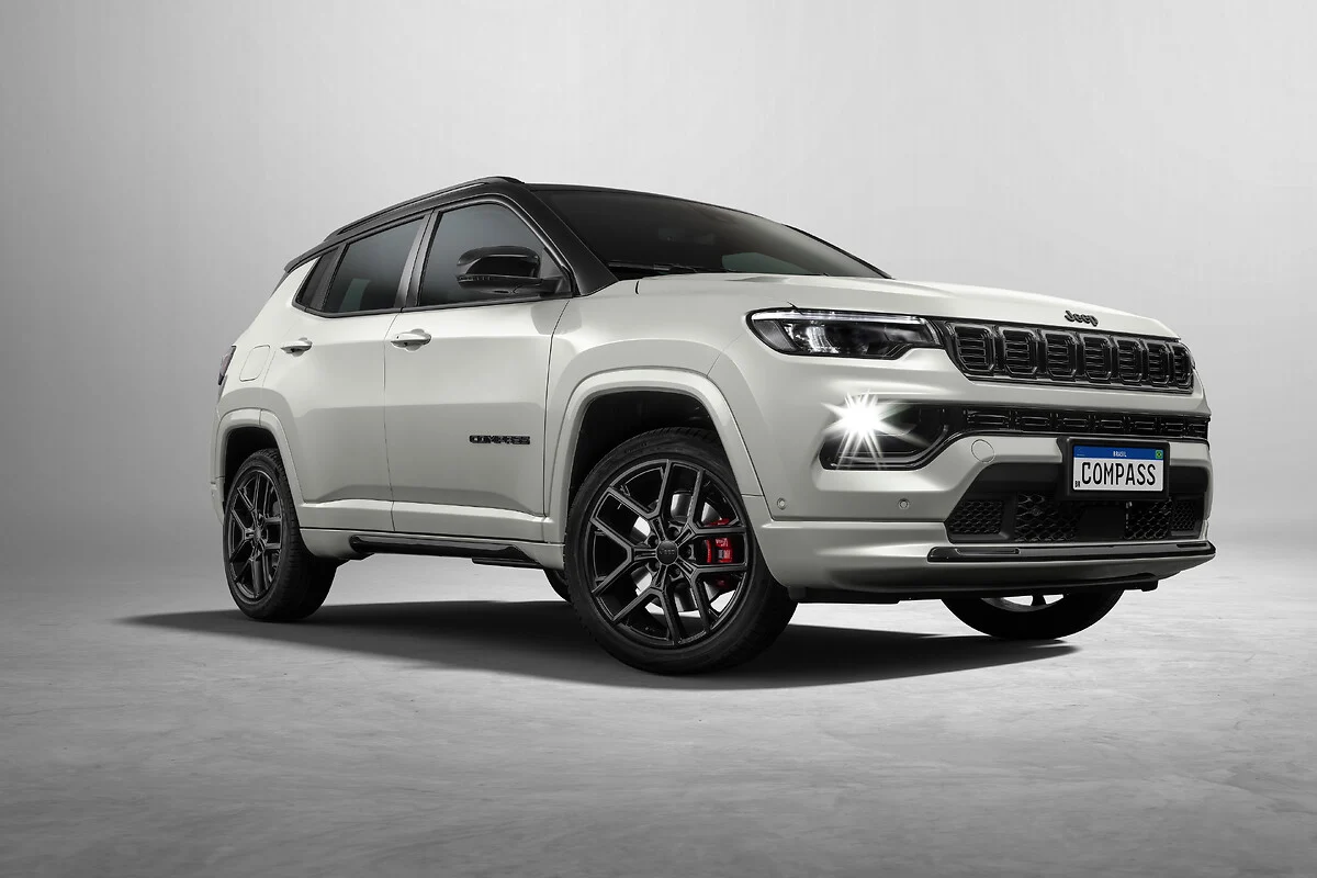 Jeep Compass Blackhawk 2026