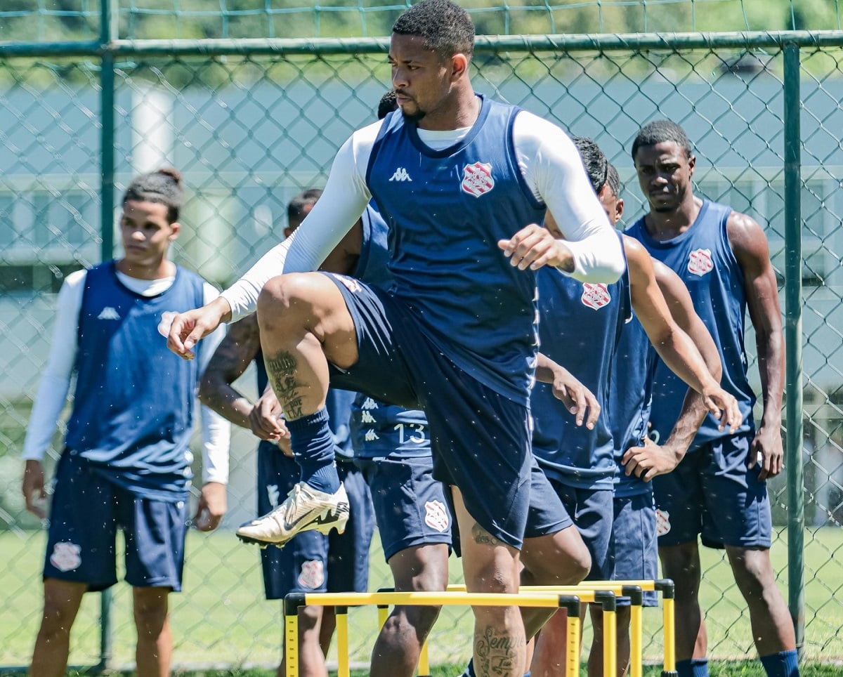 Nova Iguaçu x Bangu ao vivo: onde assistir, horário e panorama do jogo pelo Carioca 2026. Imagem: @gamaphotos___Bangu