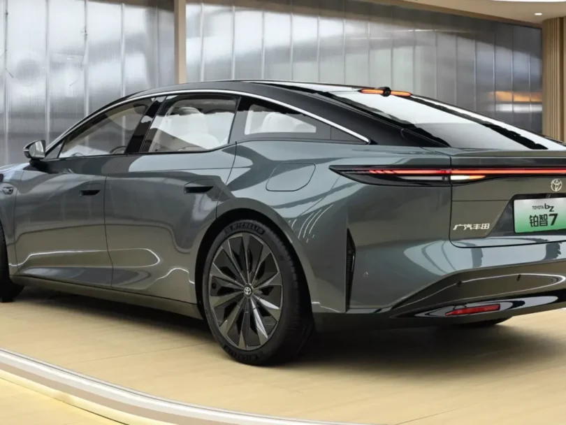 Toyota Revela Novo Sedã Antecipando O Visual Do Corolla 2026: Confira As Novidades 1 2026 word3