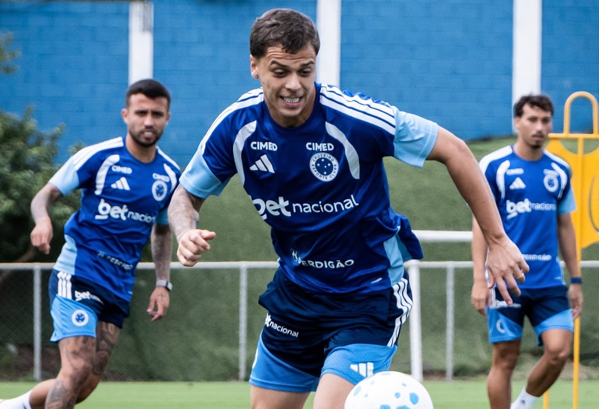 Betim x Cruzeiro ao vivo: onde assistir, palpite e prováveis escalações pelo Mineiro. Imagem: Gustavo Aleixo/Cruzeiro
