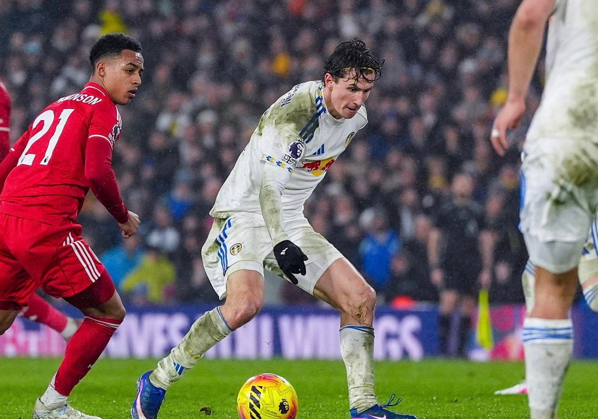 Chelsea x Leeds United ao vivo: onde assistir, escalações e tudo sobre o duelo da Premier League 2025/26. Imagem: Divulgação Leeds