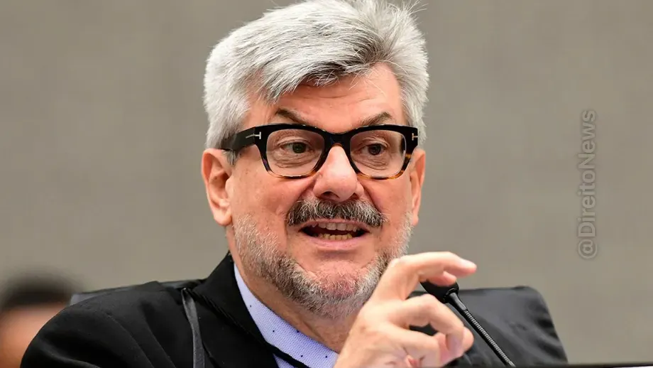 veja diz denuncia assedio ministro marco buzzi praia sc