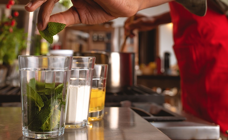 Copo americano de 190 ml utilizado como medida caseira em receita