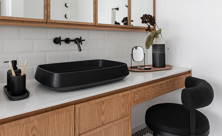 bancada-de-banheiro-organizada