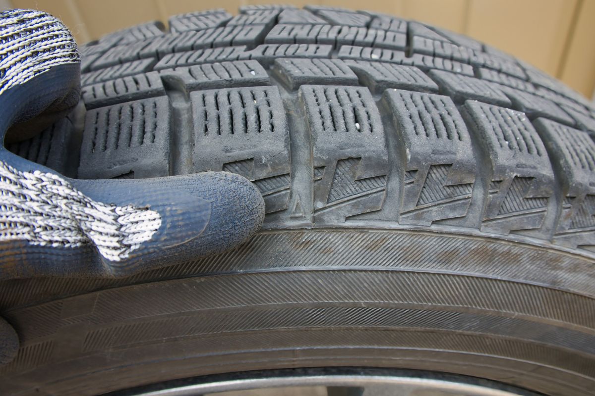 Pneu-Careca-Foto-Reproducao-1 2026 word2