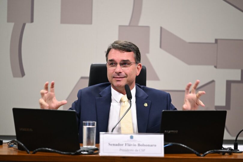 Pesquisa Mostra Crescimento De Flávio Bolsonaro Em Comparação A Lula, Diz Paraná Pesquisas 1 2026 word1