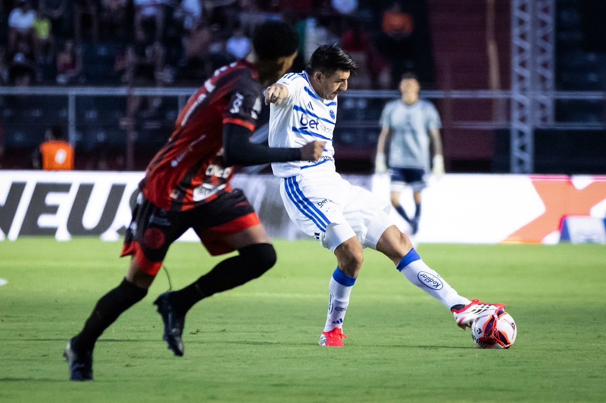 Cruzeiro x Pouso Alegre: onde assistir, escalações e tudo sobre a semifinal do Mineiro 2026. Imagem: Gustavo Aleixo/Cruzeiro